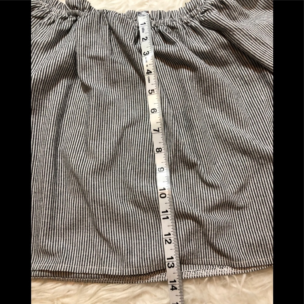 Off Shoulder Top - image 7